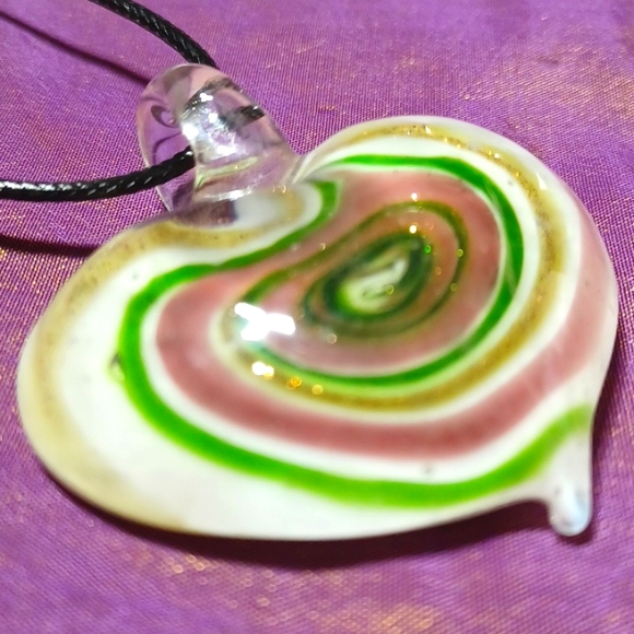 Glass heart handmade hand-blown murano lampwork pendant white gold green purple - Picture 2 of 5